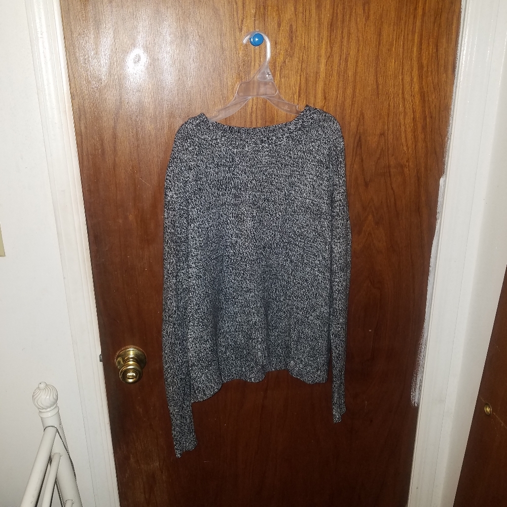Sweater - Picture 2 of 3